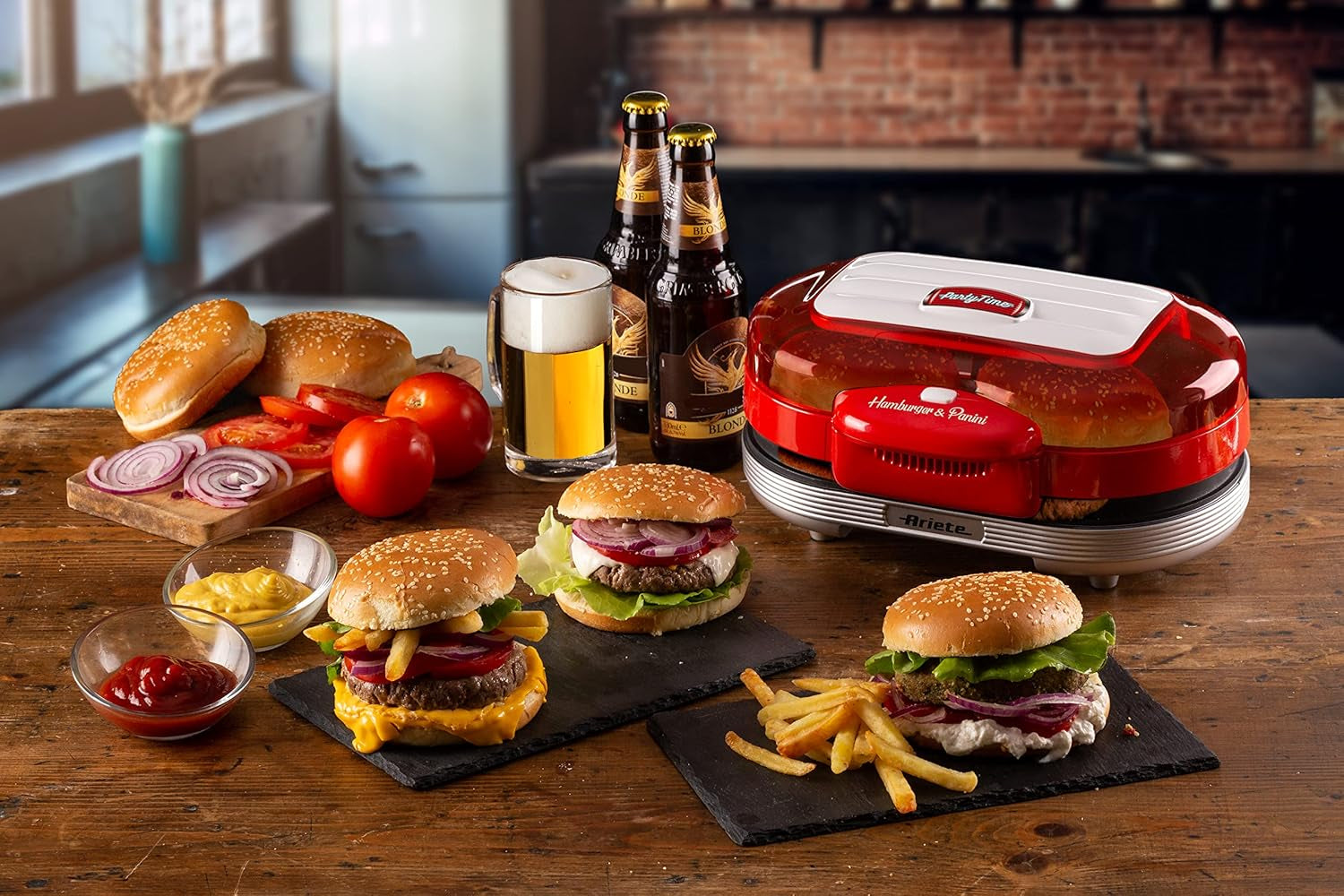 Ariete 205 Hamburger Maker Party Time, Macchina per Fare Hamburger, 1200 W, Doppie Piastre Antiaderenti, 2 Scomparti, Facile Da Pulire, Rosso