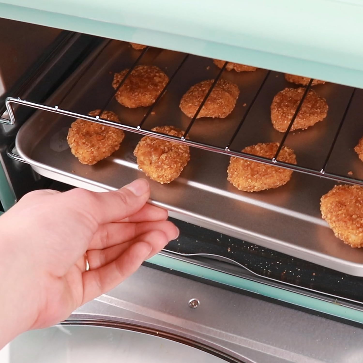 Nostalgia Retro Oven Broil Functions Includes Baking Pan and Frying Basket 21 Litter Aqua