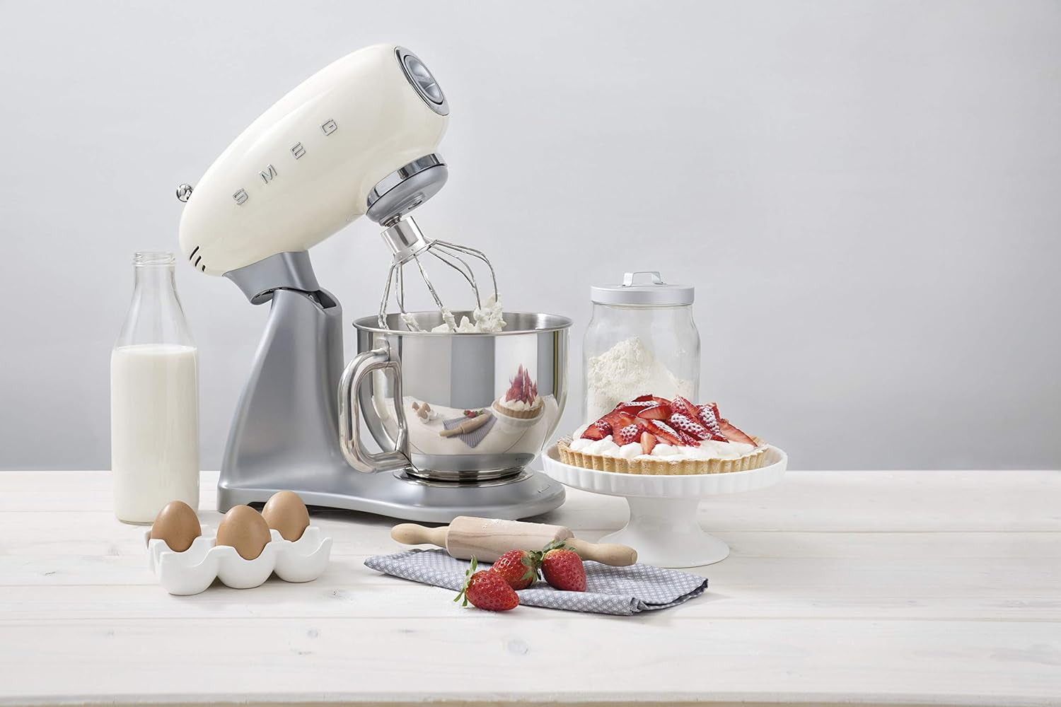 Smeg 50'S Retro Stand Mixer (Cream)