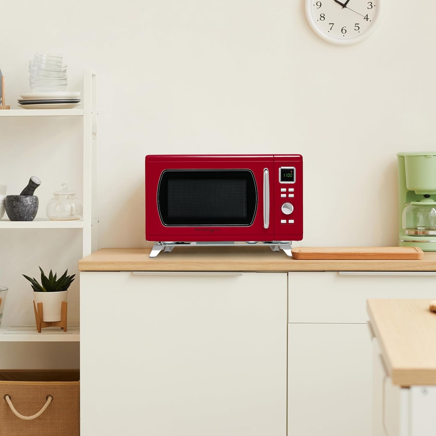 Nostalgia Mid-Century Retro Countertop Microwave Oven - Large 900-Watt - 0.9 Cu Ft - 8 Pre-Programmed Cooking Settings - Digital Clock - Kitchen Appliances - Red