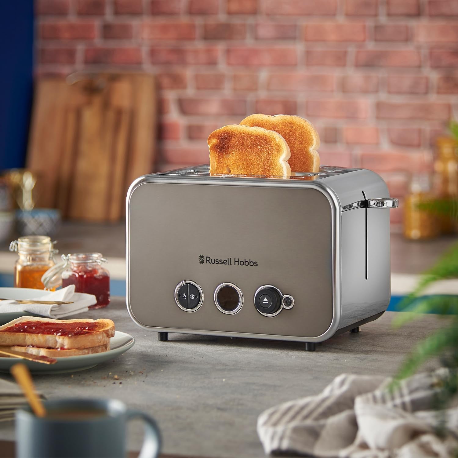 2 Slice Distinctions Toaster (Countdown to Ready, Extra Wide & Long Slots, 6 Browning Levels & Defrost/Reheat/Cancel, Lift & Look Feature, 1600W, Stainless Steel & Titanium) 26432