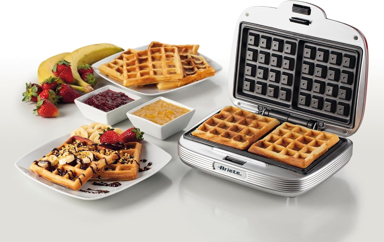 Ariete 1973 Waffle Maker Party Time - Piastra Elettrica per Waffle - Piastre Antiaderenti - 700 Watt - Rosso